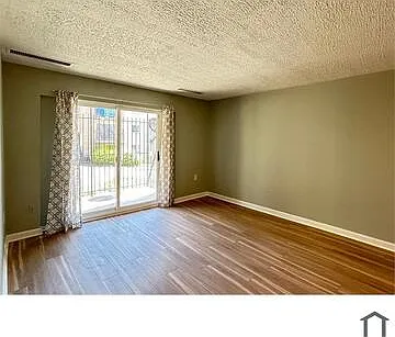 5100 F St SE #10 — Photo 8