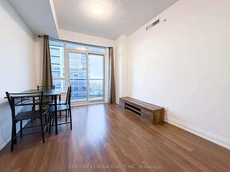 7161 Yonge St #735 — Photo 6