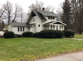 107 E Douglas St, Bangor, MI 49013