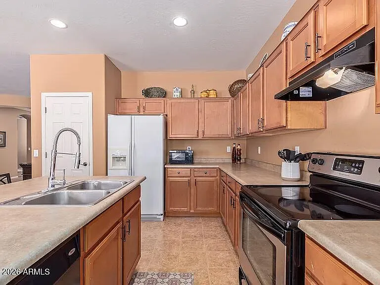 2310 W Spur Dr — Photo 15