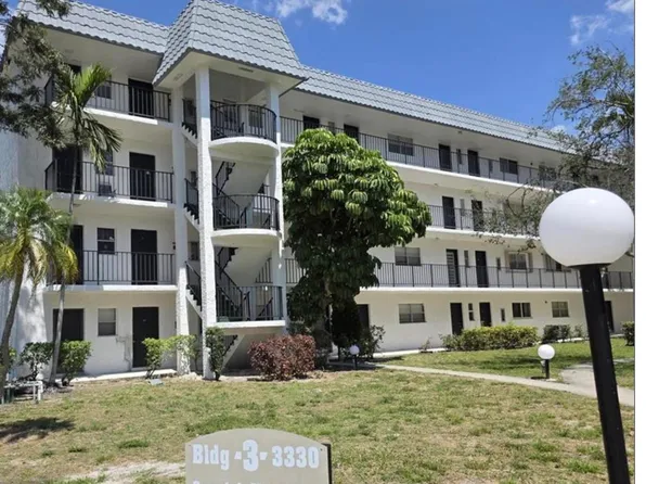 3330 Spanish Moss Terrace #212, Lauderhill, FL 33319