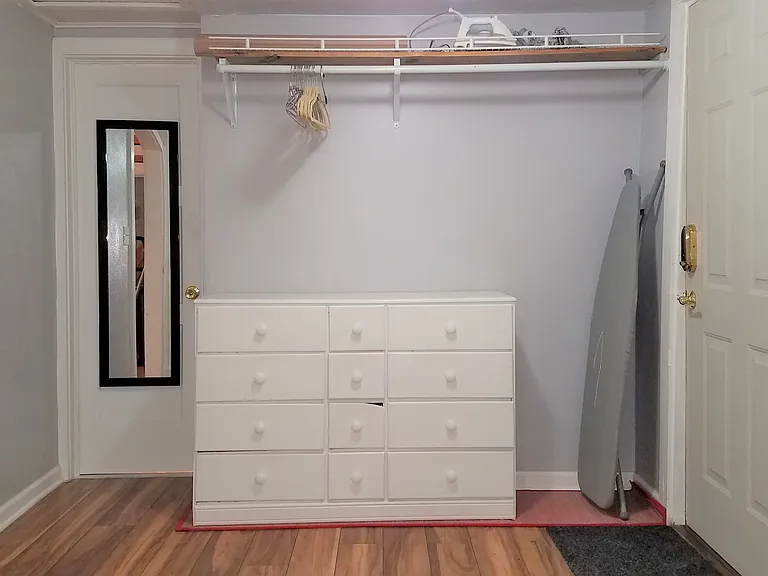 308 S Laurel St — Photo 6
