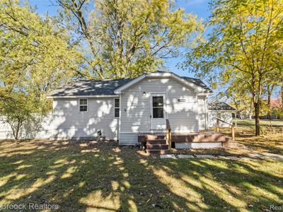 24800 W Nine Mile Rd, Southfield, MI, 48033