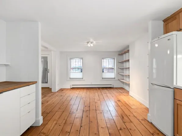 160 Douglass Street image 1 of 6