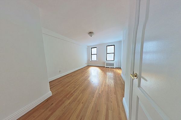 2nd image of 1636 3rd Ave APT 4A