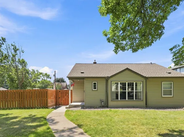 1293 Maywood St, Saint Paul, MN 55117