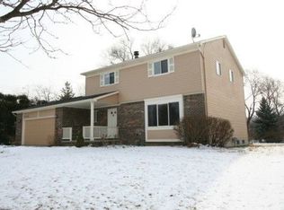 2190 Ardenne Dr, Ann Arbor, MI 48105