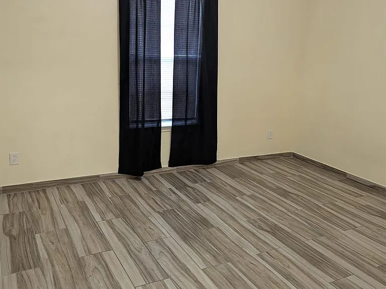 4035 Cary Creek Dr — Photo 5