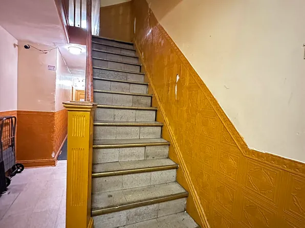 41-25 52nd Street image 18 of 24