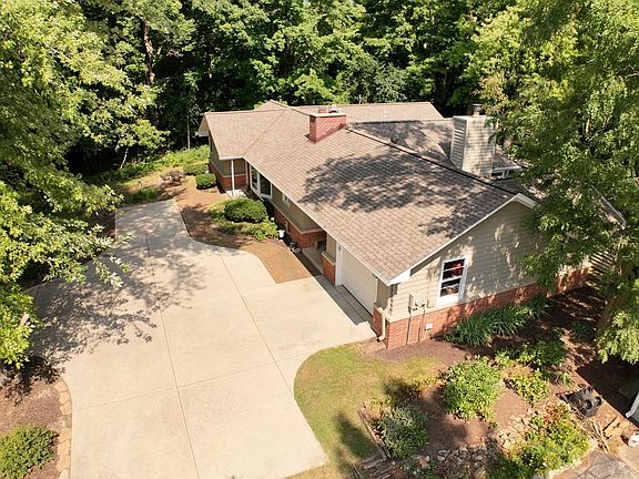 2nd image of 1742 12th AVENUE