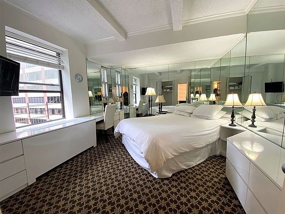 3rd image of 787 7th Ave Floor 15
