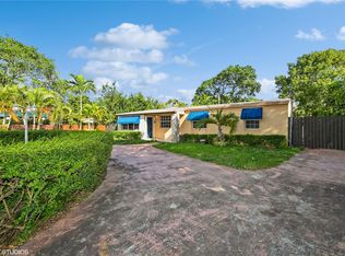 9835 SW 52nd St, Miami, FL 33165