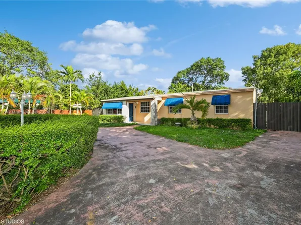 9835 SW 52nd St, Miami, FL 33165