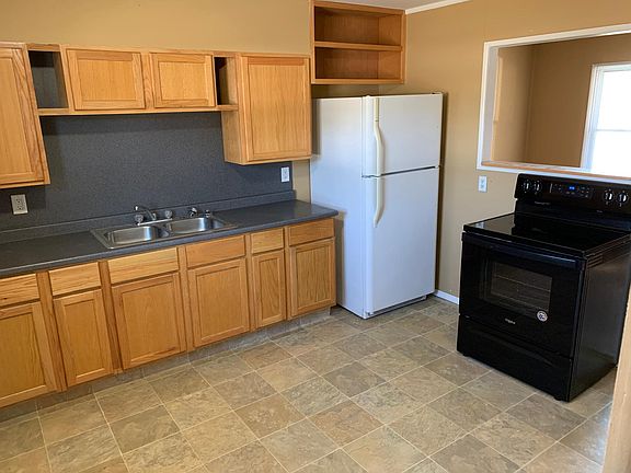 3rd image of 3200 S 30th St