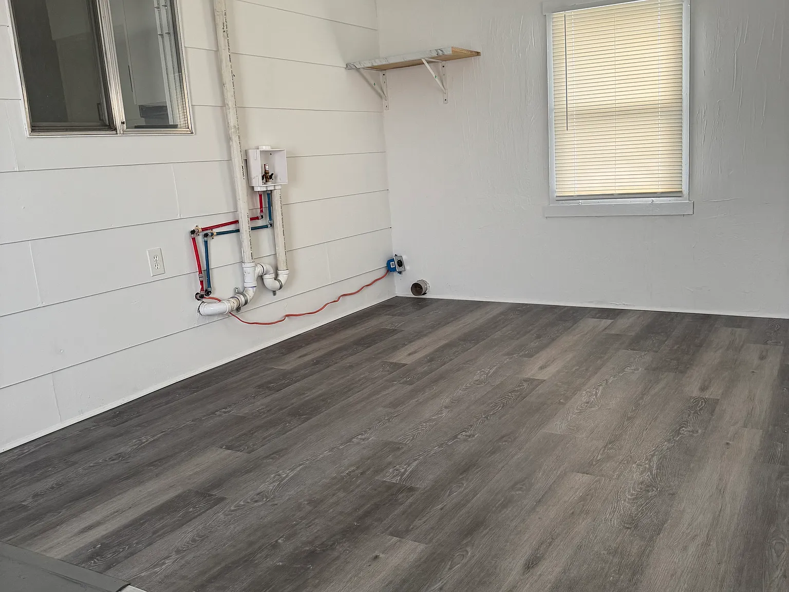 3 bed, 1290 sqft, $2,200 — Photo 4