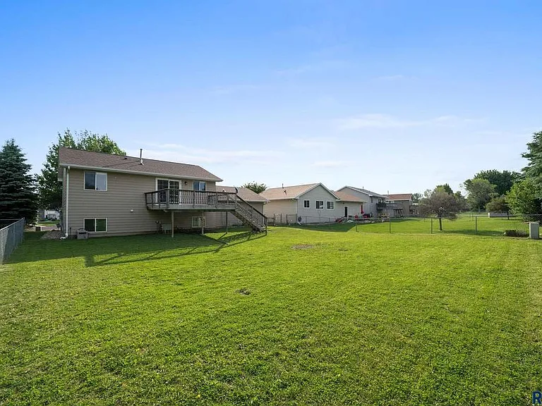 4508 W Antelope Dr — Photo 7
