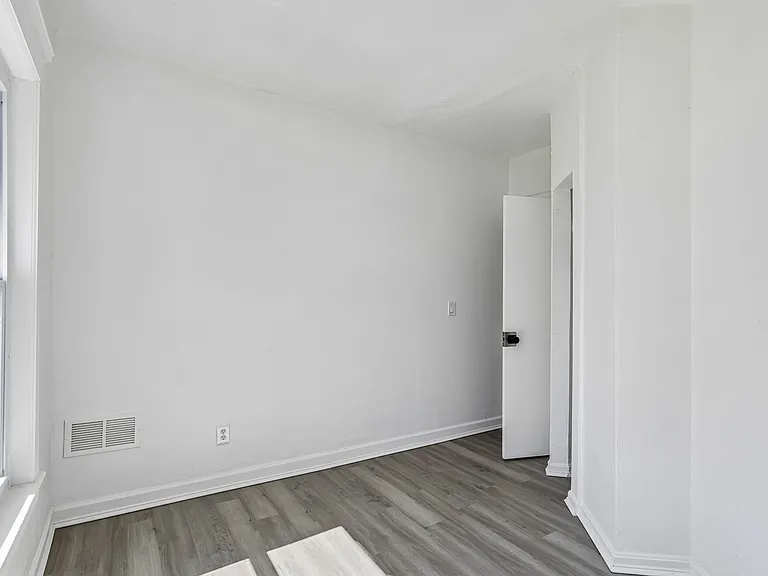 1825 Lakeview Rd #D — Photo 13