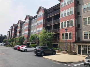 100 Richards Ave APT 303, Norwalk, CT 06854