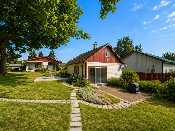 9314 N Mountain View Ln, Spokane, WA 99218