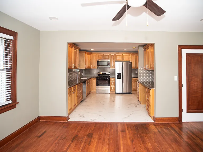 1759 Lockbourne Rd — Photo 12