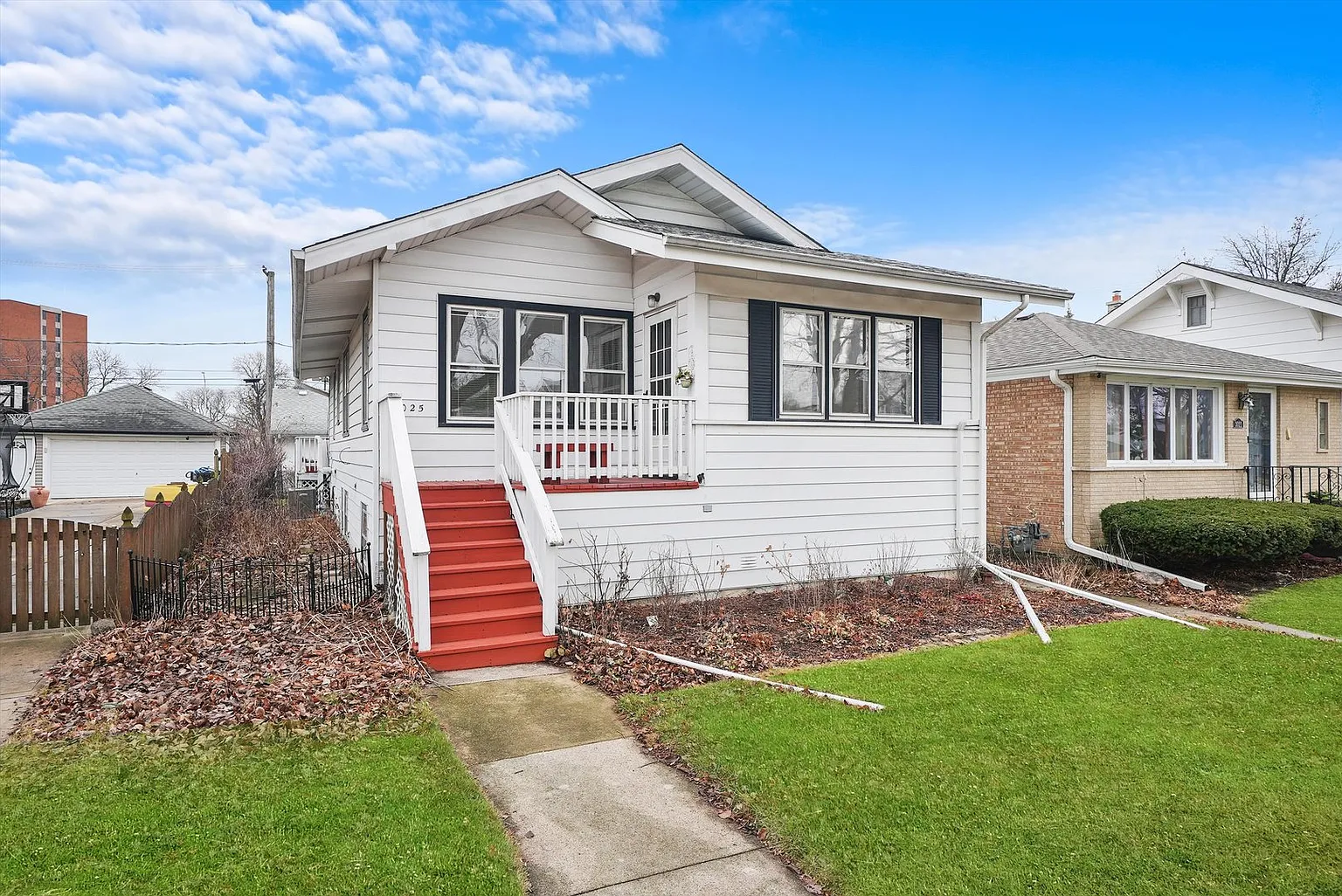 3025 Gustav St photo 1