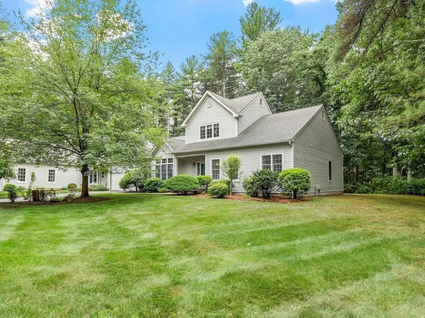 1 Emery Rd Unit 1, Bedford, MA 01730