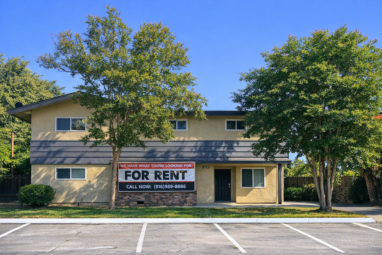 1 bed, 640 sqft, $1,300 — Photo 1