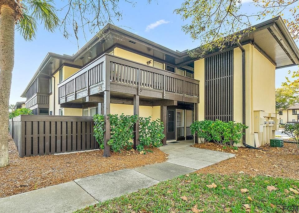 1st image of 48 Club House Dr APT 105