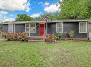 704 Erie St, Cleburne, TX 76031