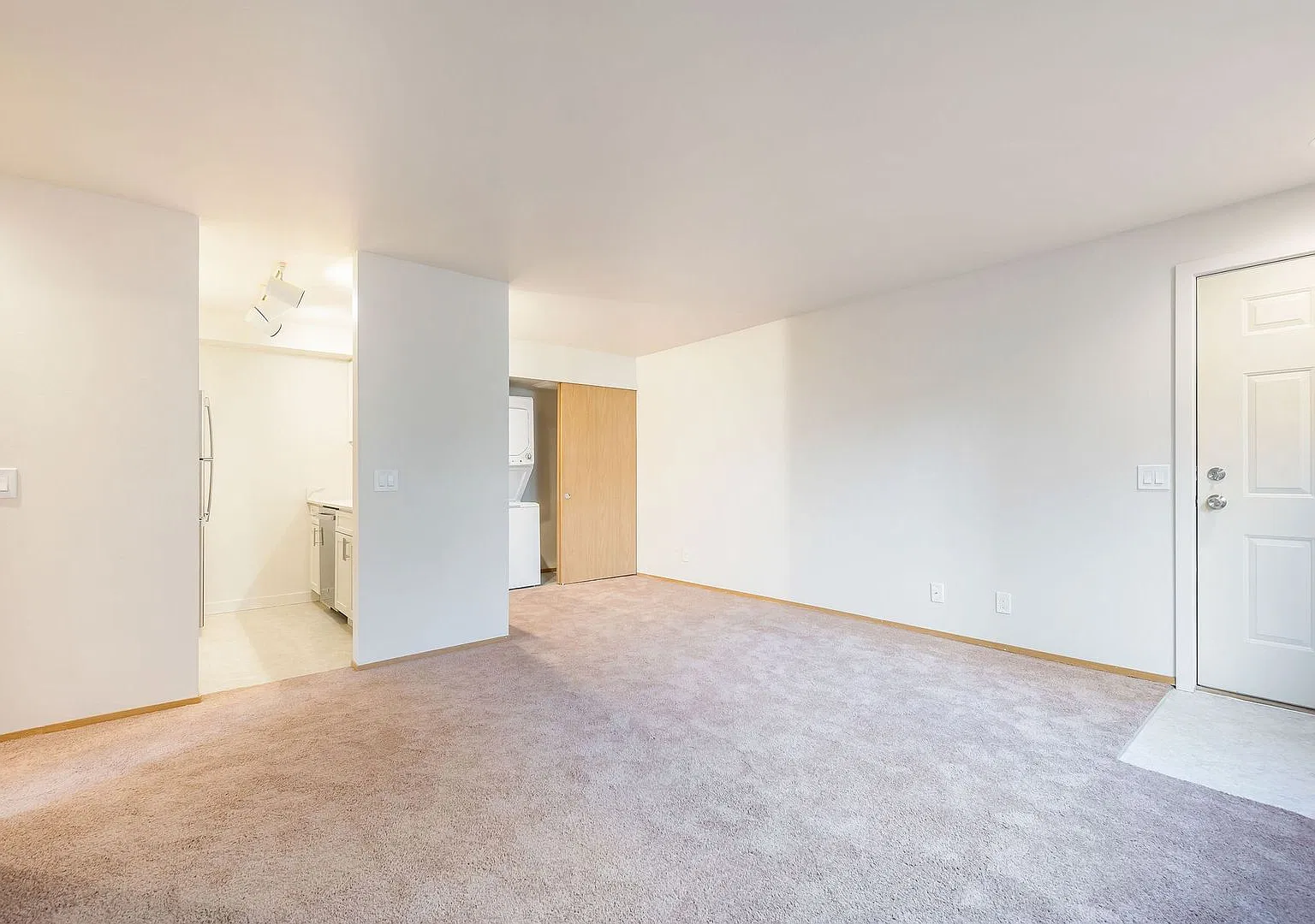 2636 NW 57th St Apartments — Photo 3