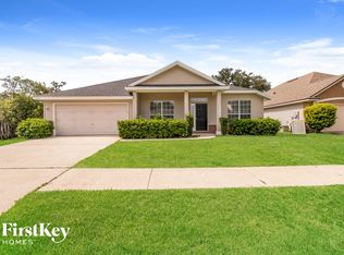 9104 Prosperity Lake Dr, Jacksonville, FL 32244