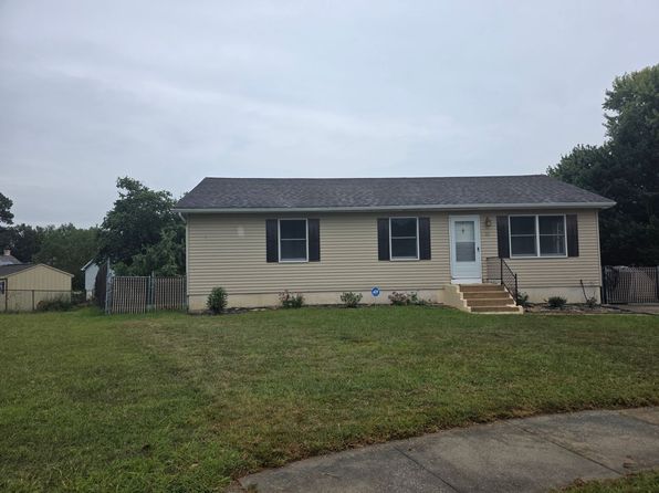11 Locke Ct