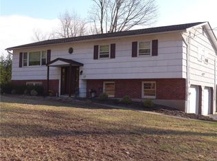 13 Augur Rd, Airmont, NY 10901