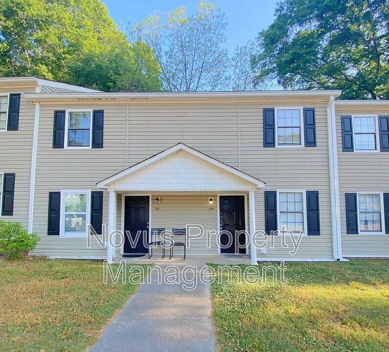 1st image of 715 South St