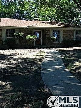 4th image of 764 Juniper Ln