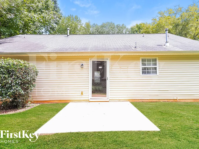 11035 Shannon Cir — Photo 16