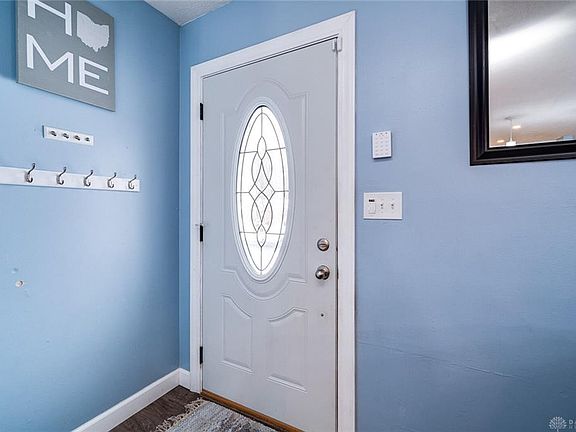 5th image of 4401 Irelan St