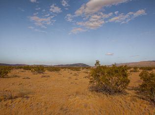 1 Hollinger Rd, Joshua Tree, CA 92252