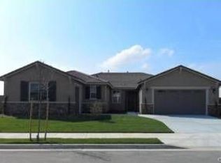 28455 Beacon Bay Cir, Menifee, CA 92585