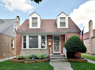 3247 N Plainfield Ave, Chicago, IL