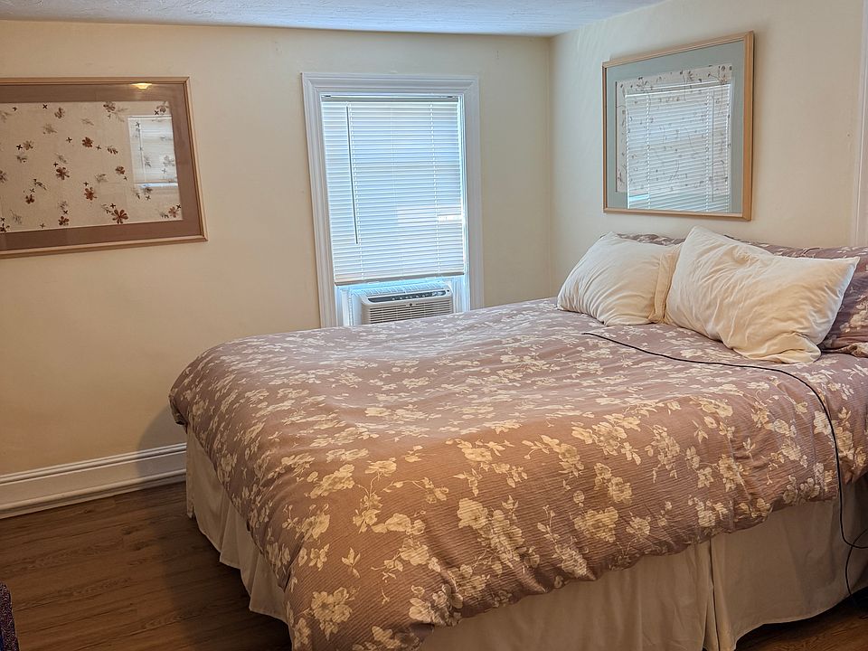 1st image of 22 Harrison St #2