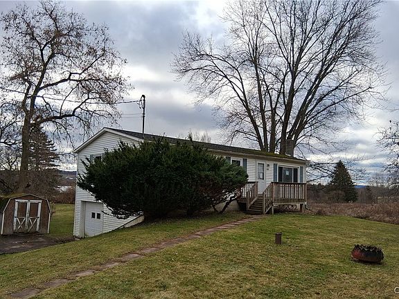 2nd image of 209 McLean Rd