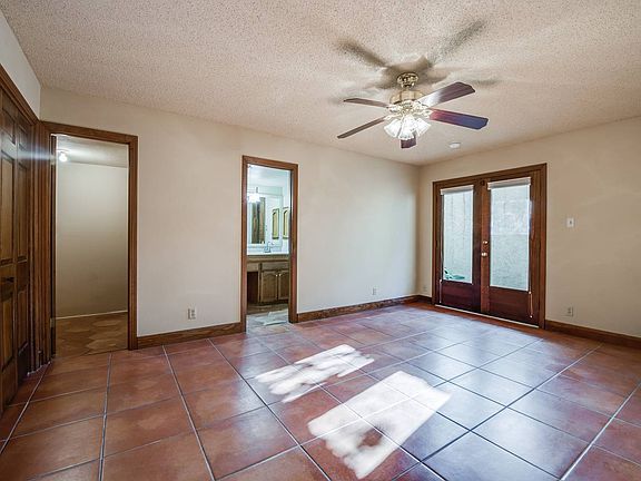 5th image of 16322 Avenida Del Luna