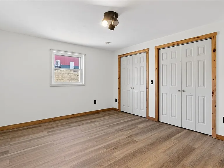 999 Salmon Creek Rd — Photo 14