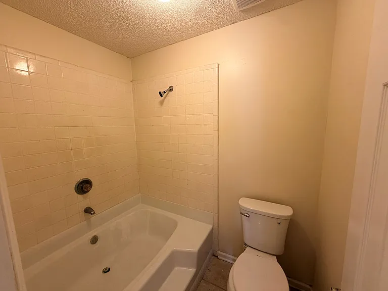 2848 Willow Wood Cir — Photo 13