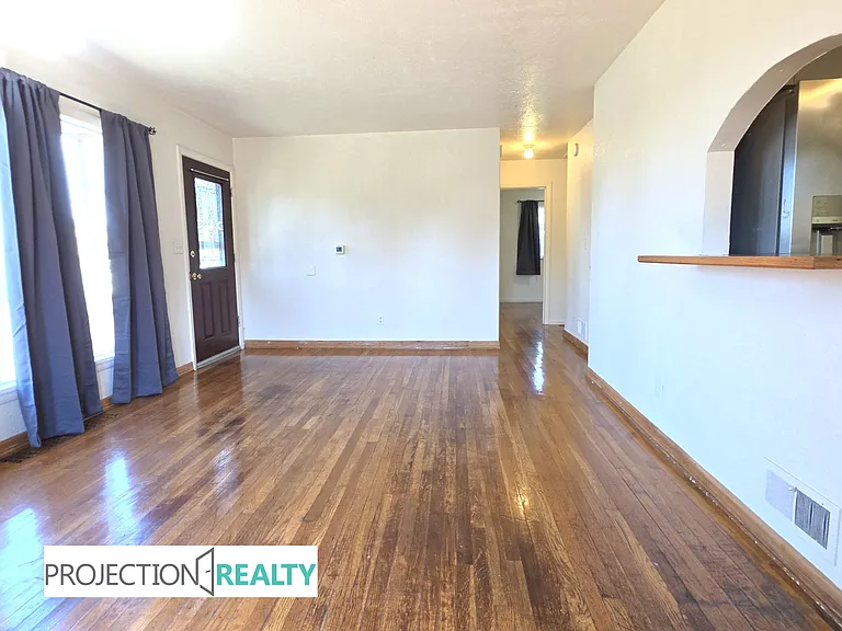 2926 N Terry St — Photo 6
