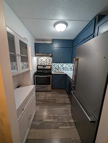 470 Halstead Ave #2S Photo 1