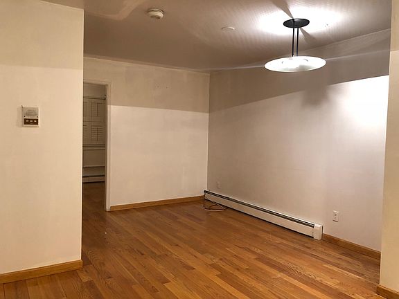 5th image of 916 125th St #1