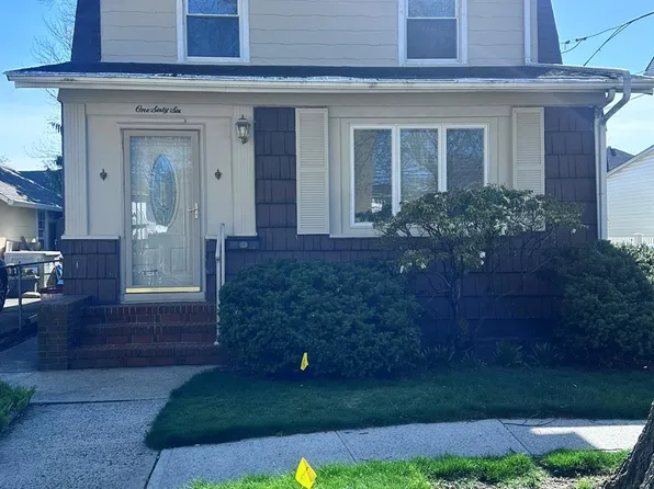 166 Franklin Street, Franklin Square, NY 11010