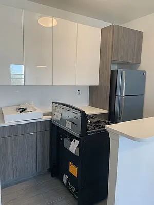 Rented by Compass | media 9